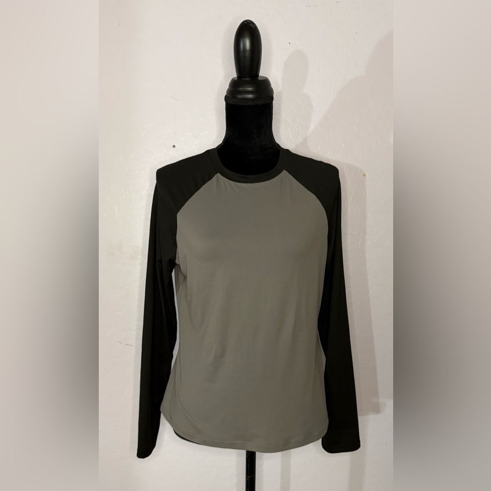 Trendy Queen Black and Grey Long Sleeve Shirt